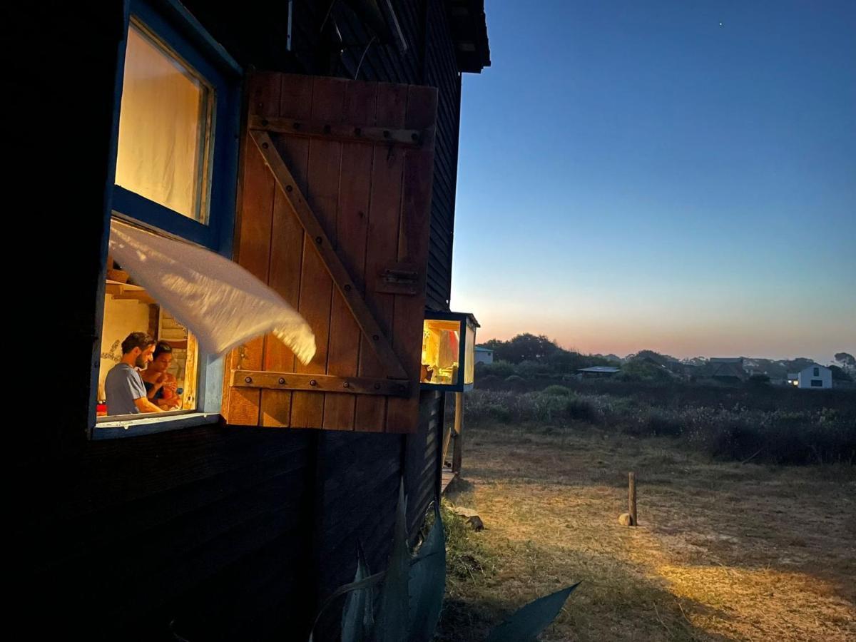 バラ・デ・バリサス Casa Satoriホステル エクステリア 写真